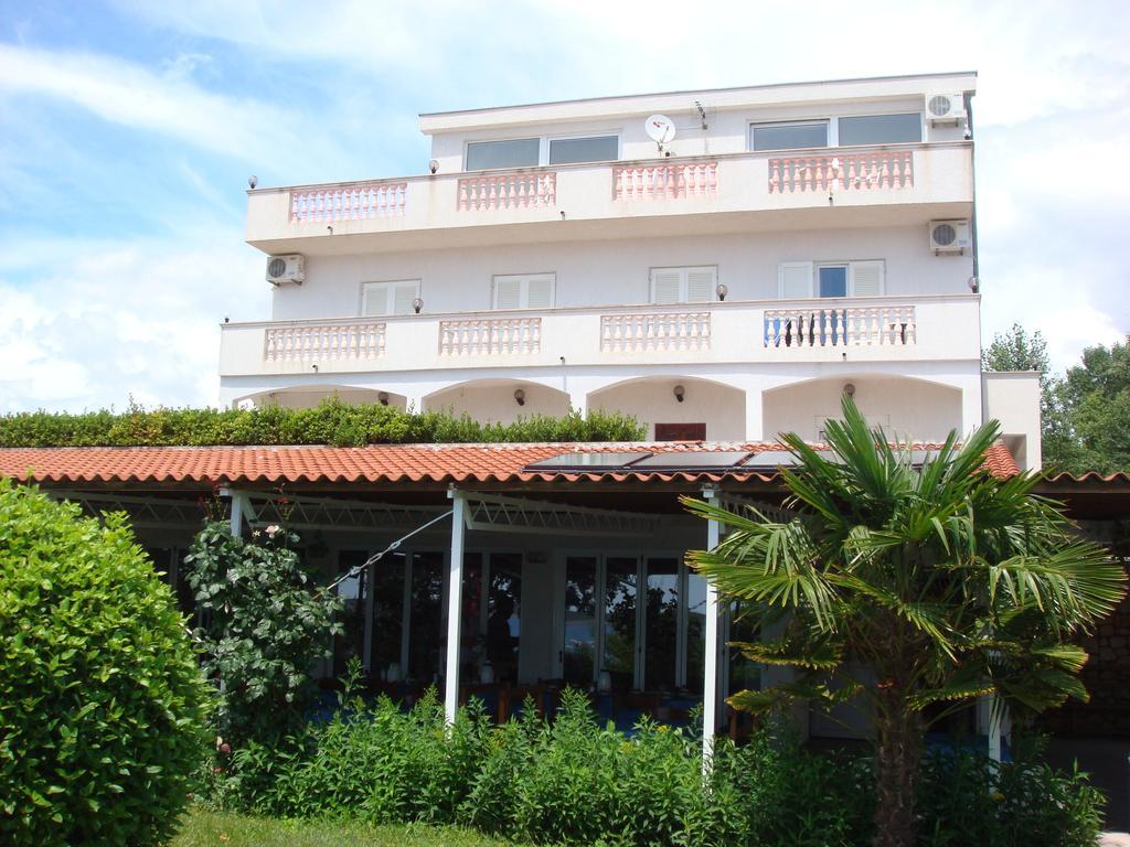 Vila Stosic Ražanac Εξωτερικό φωτογραφία